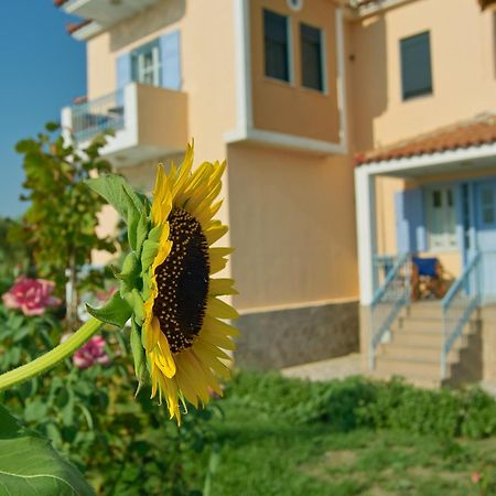 Marita Villa Lisvori Exterior photo