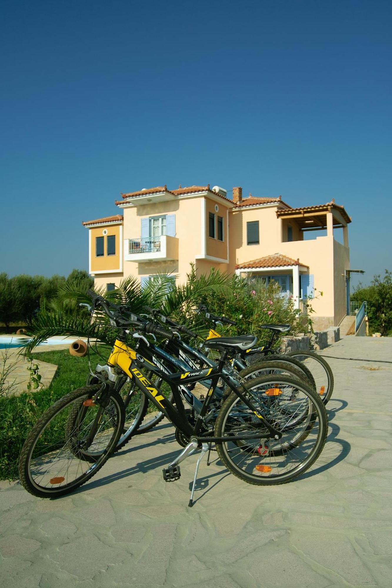 Marita Villa Lisvori Exterior photo